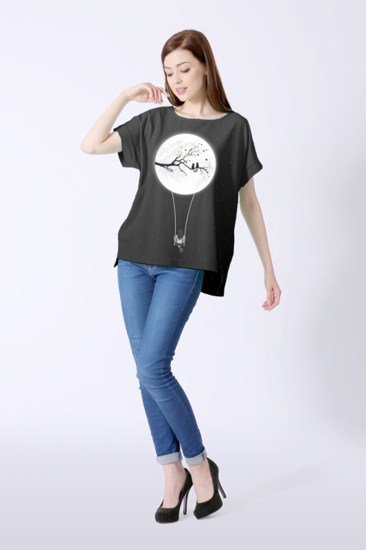 Koszulka VKD-57 moon cats &amp; me na modelce.jpg