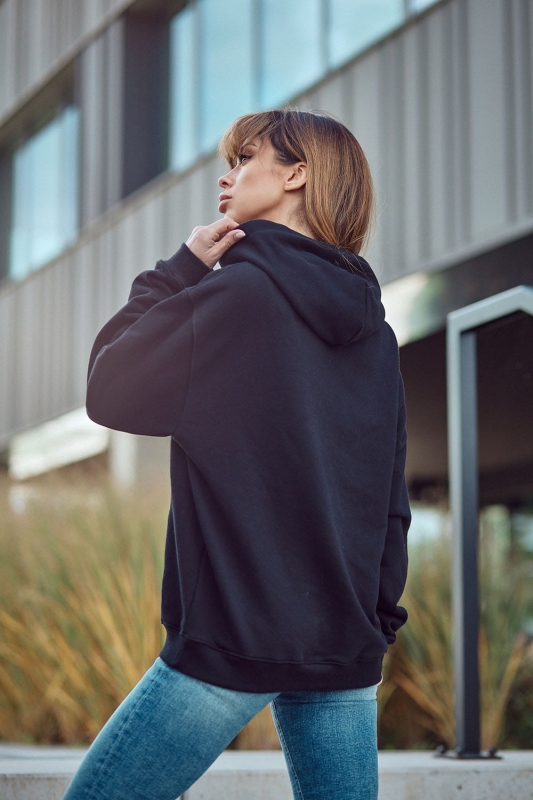 Bluza damska z kapturem czarna nie rozpinana Ventus.jpg