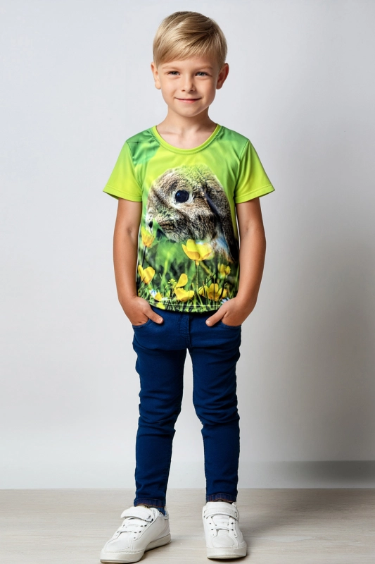 Chłopiec w koszulce z krótkim rękawem z królikiem, intensywna zieleń, fason unisex  VKTJ-1A Ventus.jpg