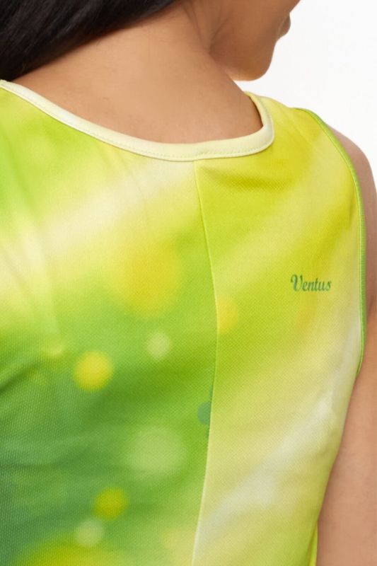 Sukienka zielona - zblizenie Ventus.jpg